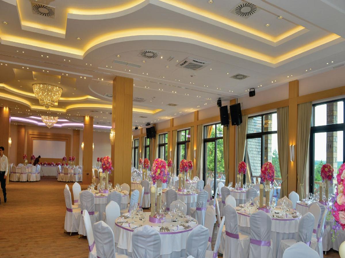 Etno Naselje Vrdnicka Kula Bed and Breakfast Vrdnik Buitenkant foto
